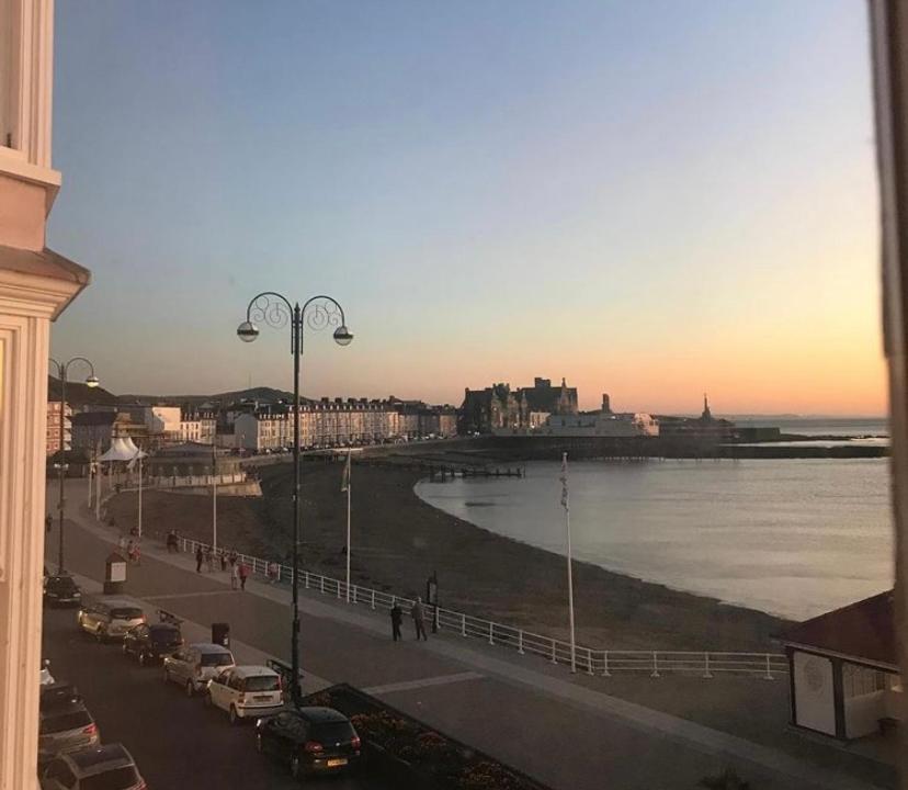 Sea View Apartment - Sleeps 2 Aberystwyth Dış mekan fotoğraf
