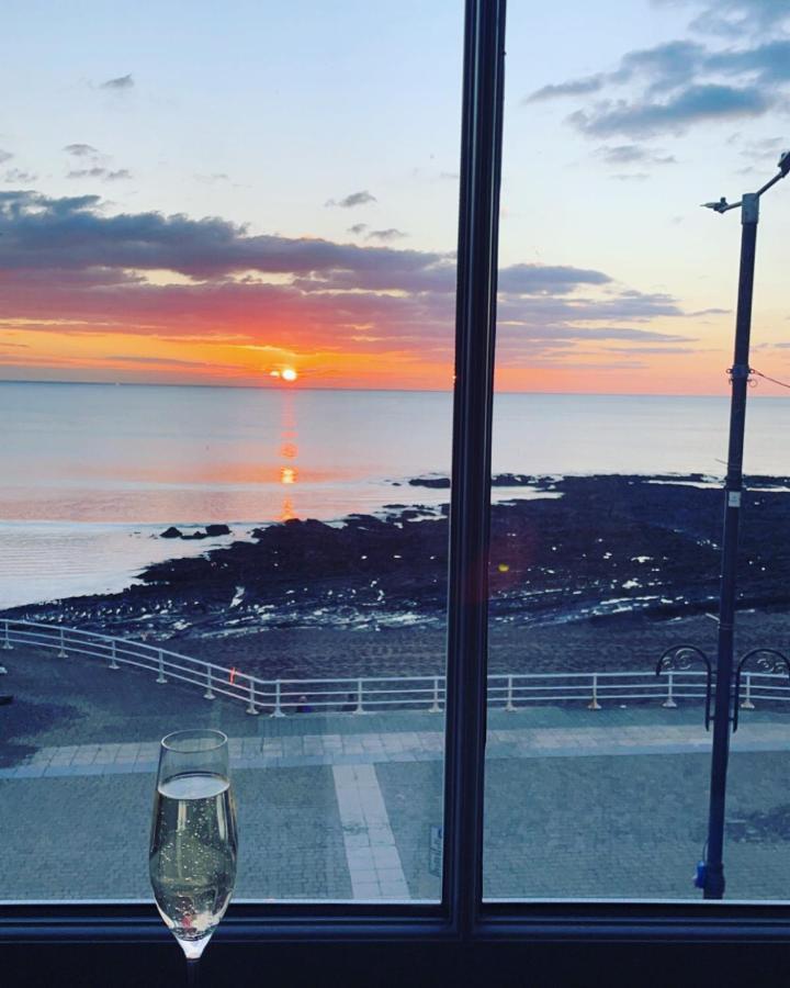 Sea View Apartment - Sleeps 2 Aberystwyth Dış mekan fotoğraf